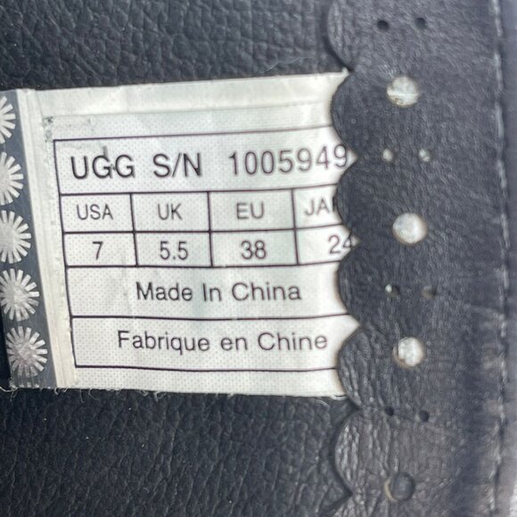 Ugg Cary Black Suede Mid Calf Boots with Leather Laced Up Backs Size 7 - Picture 7 of 7